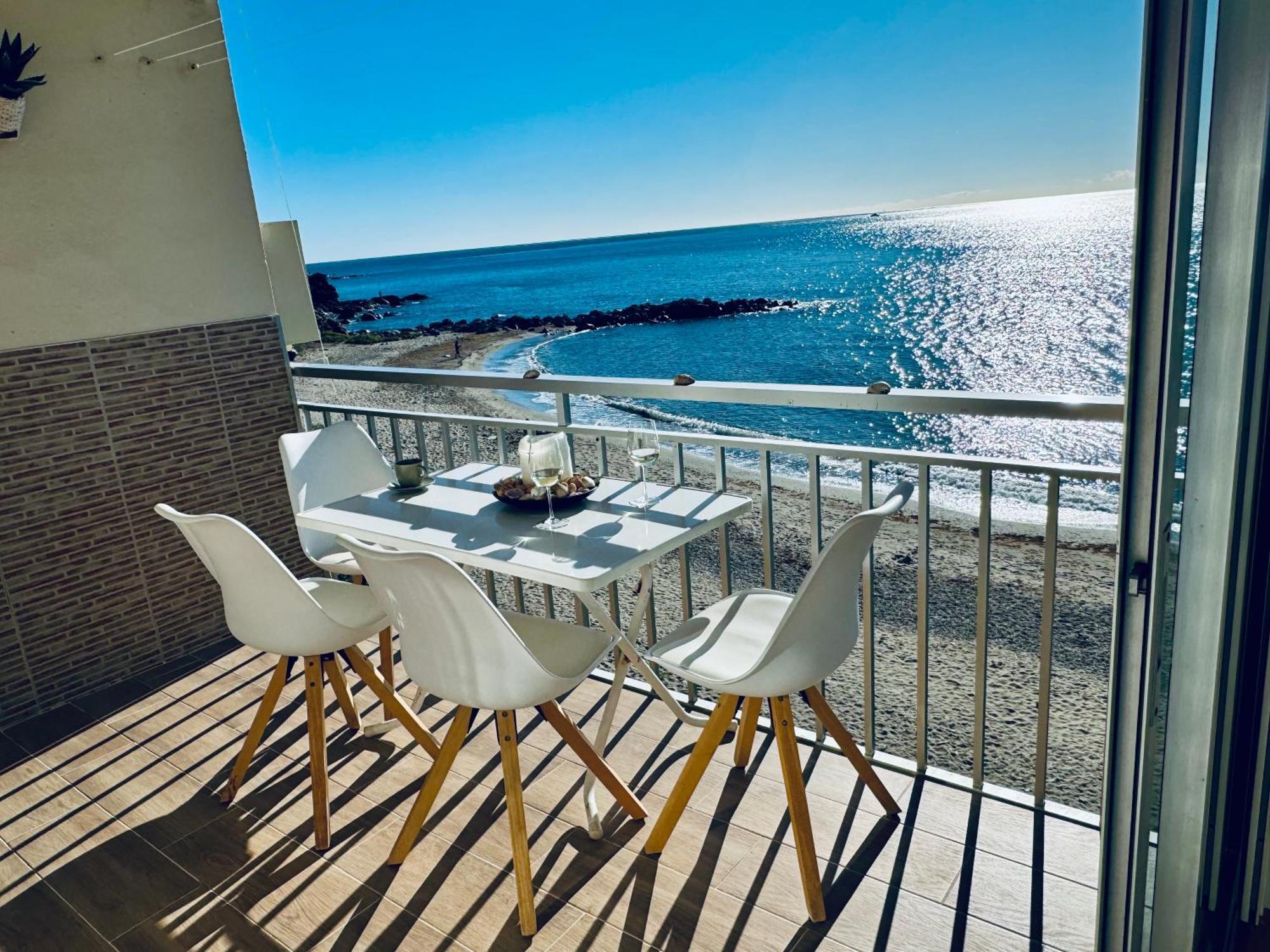Апартаменты Perla Playa Casa Бенальмадена Экстерьер фото