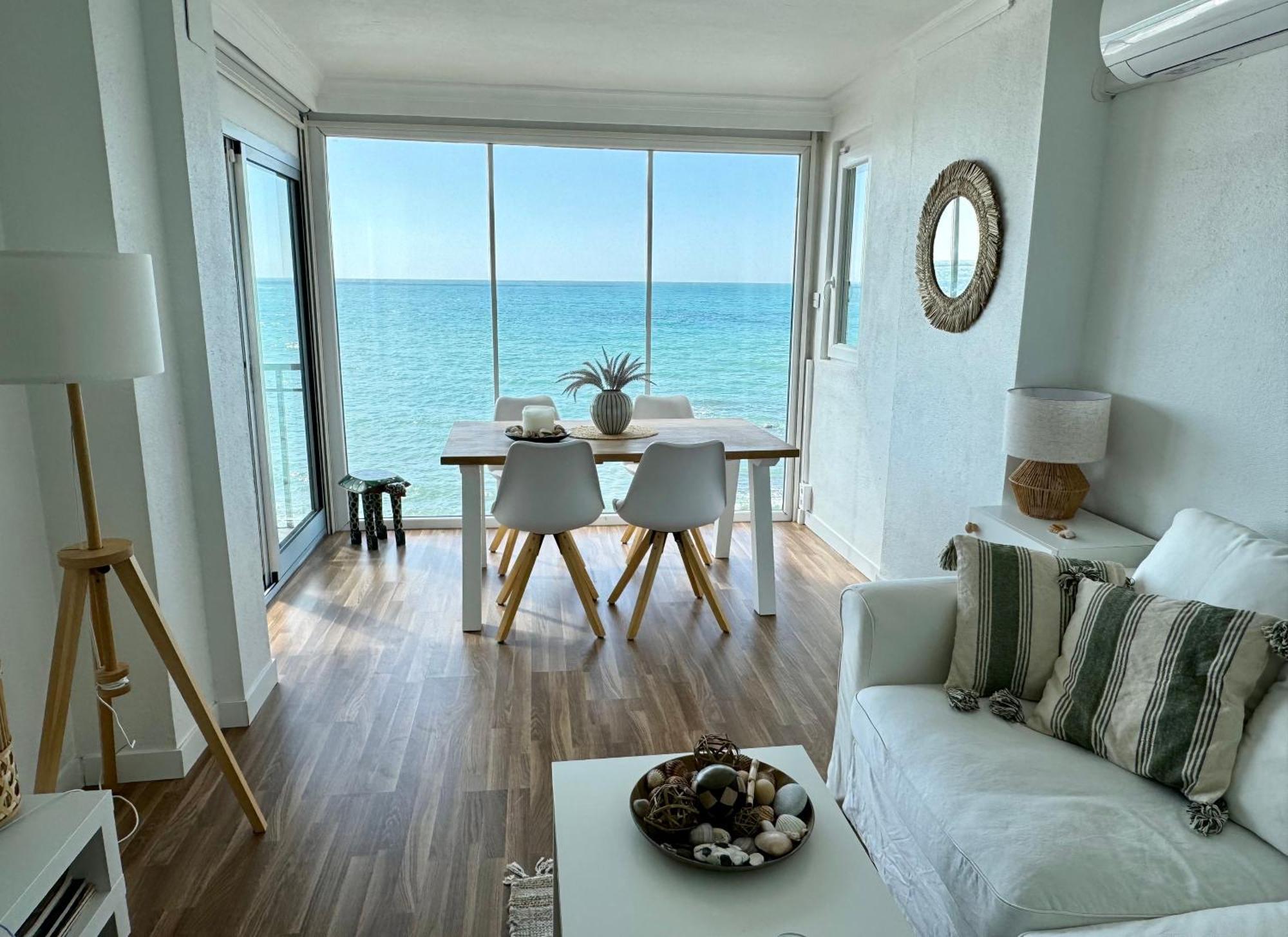 Апартаменты Perla Playa Casa Бенальмадена Экстерьер фото